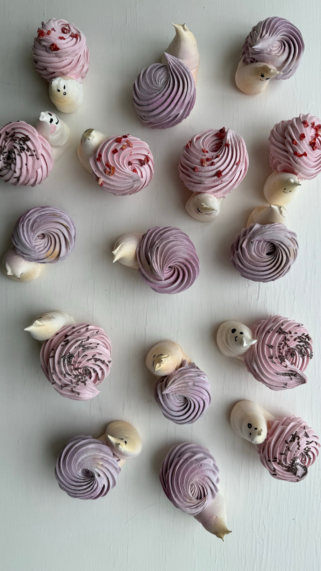 Marshmallow Snails Box Small