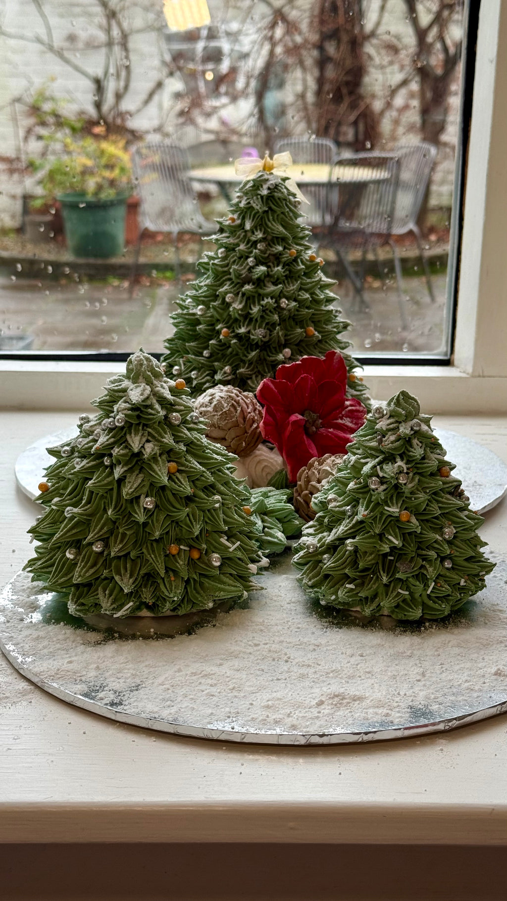 Marshmallow Christmas Tree Medium
