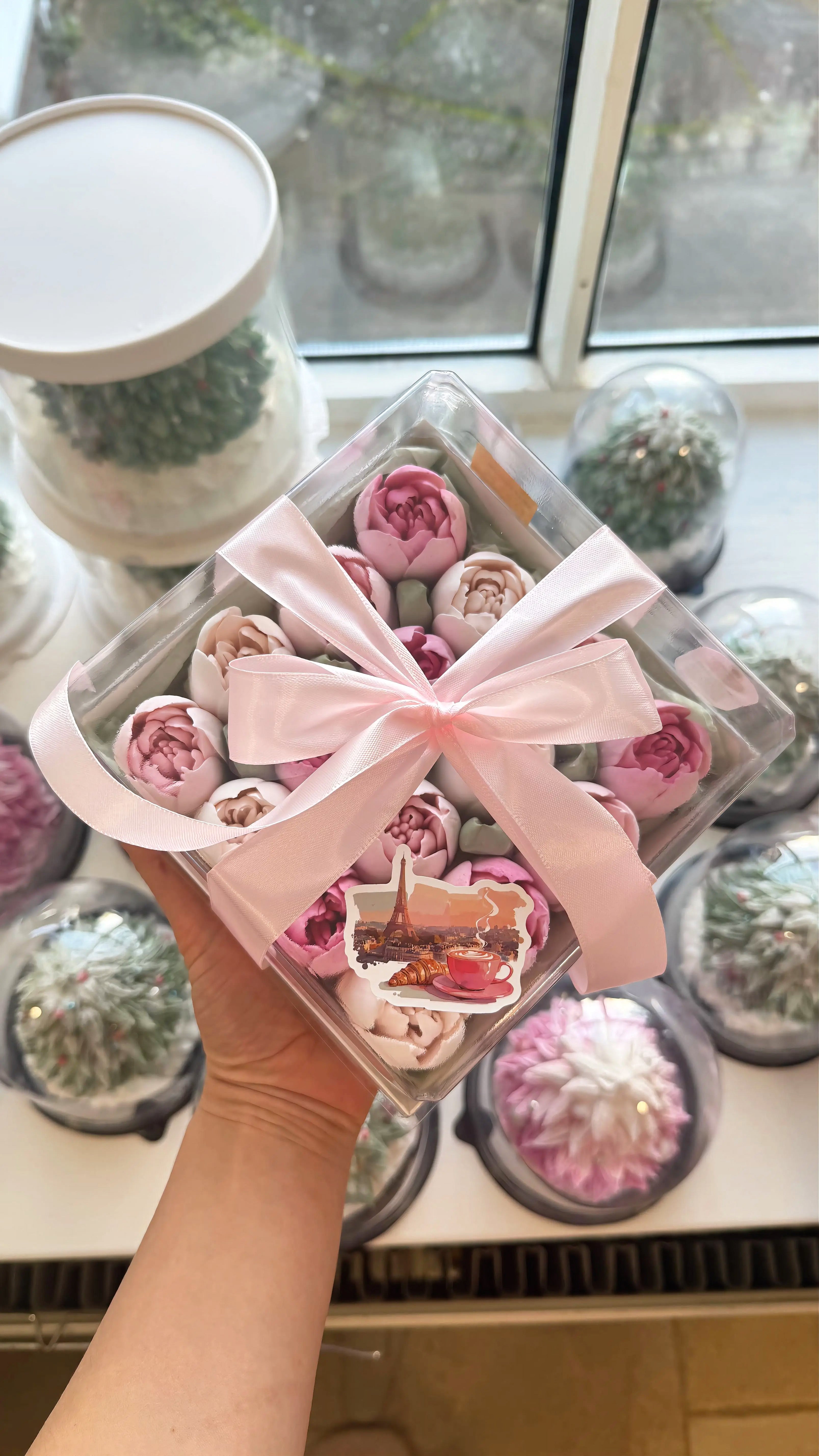Marshmallow Tulip Box Medium (Square)