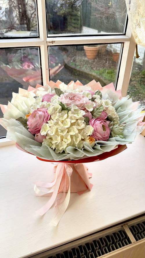 Fantasy Marshmallow Bouquet Large