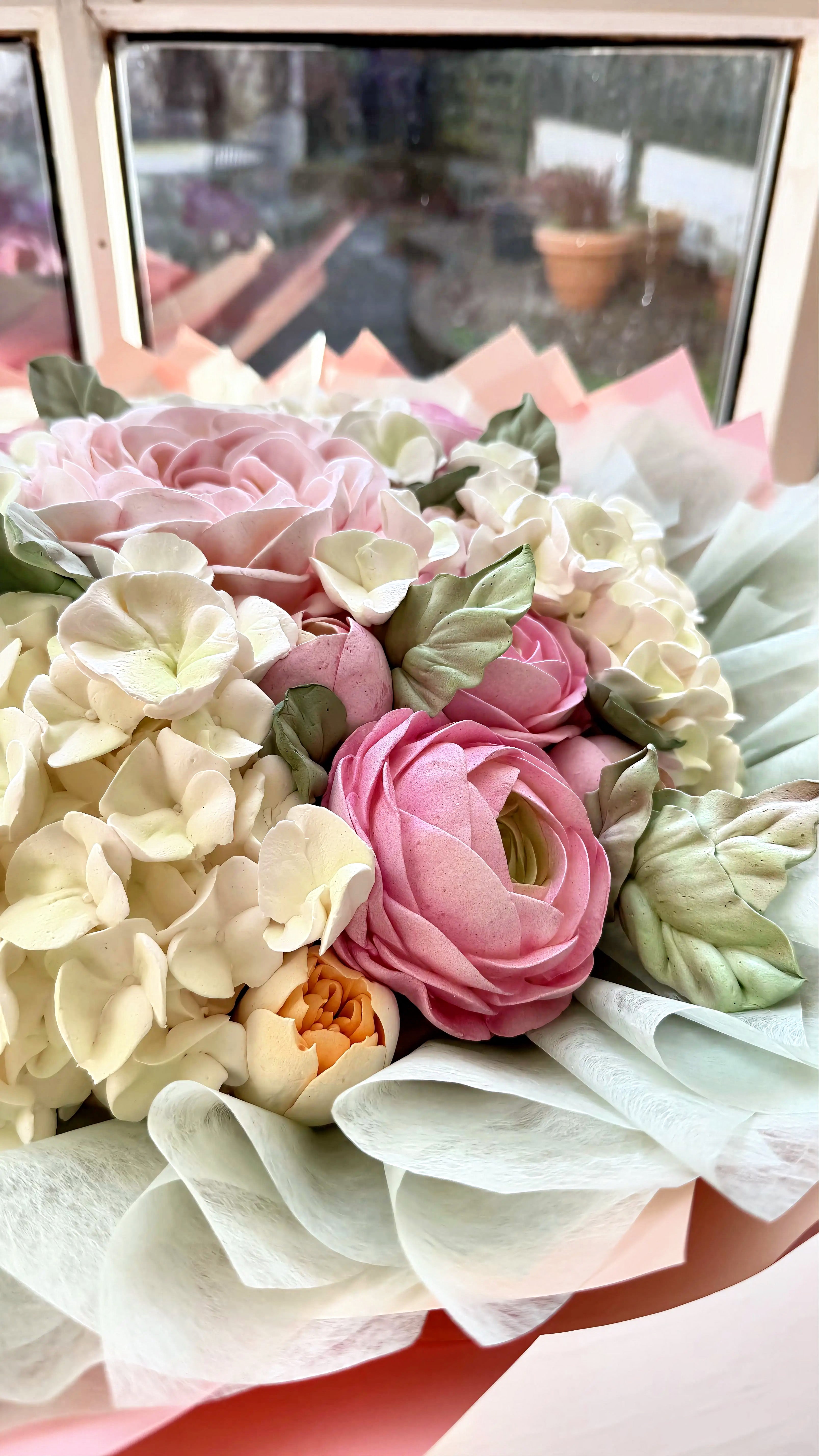 Fantasy Marshmallow Bouquet Large