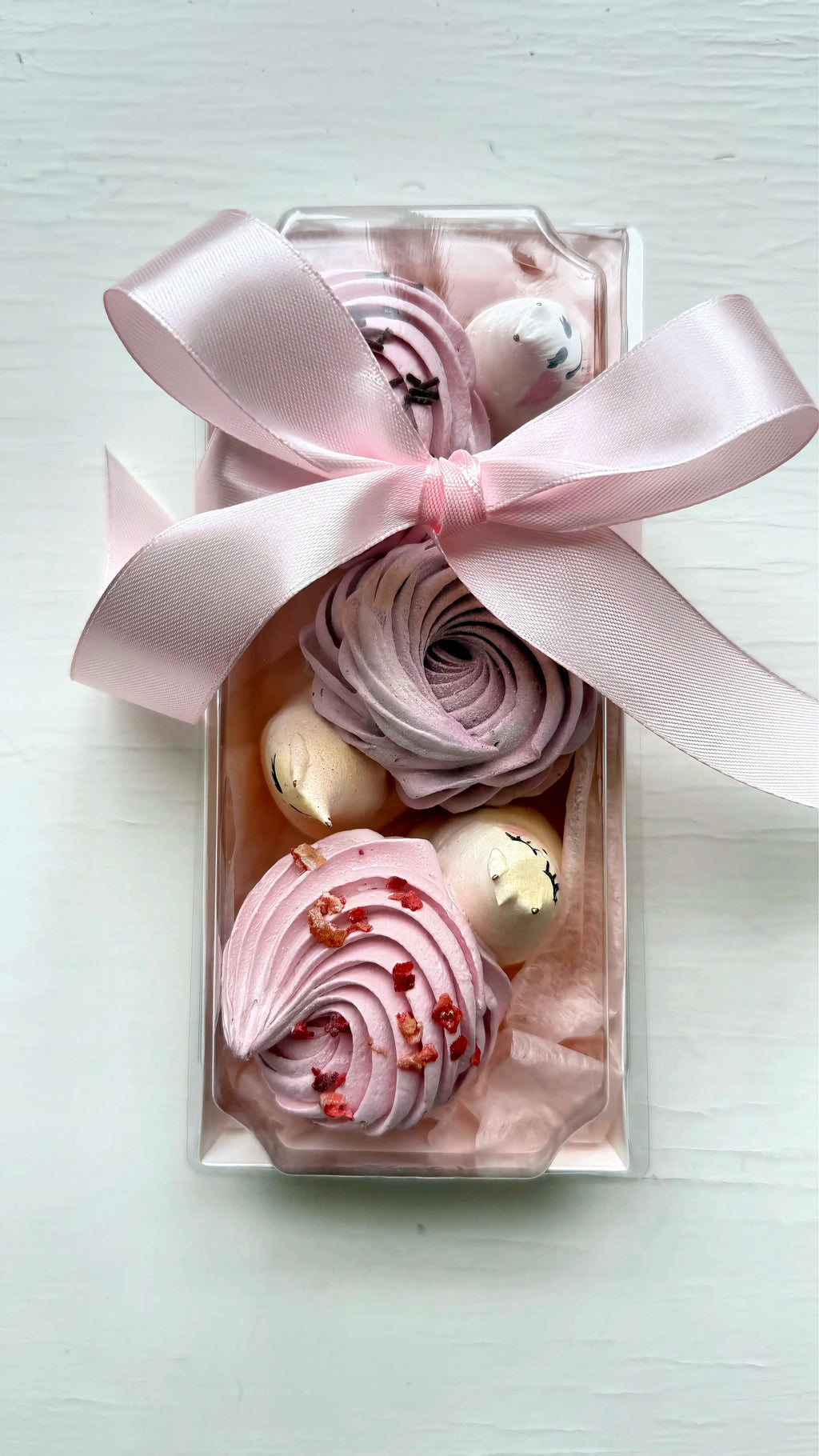 Marshmallow Snails Box Small