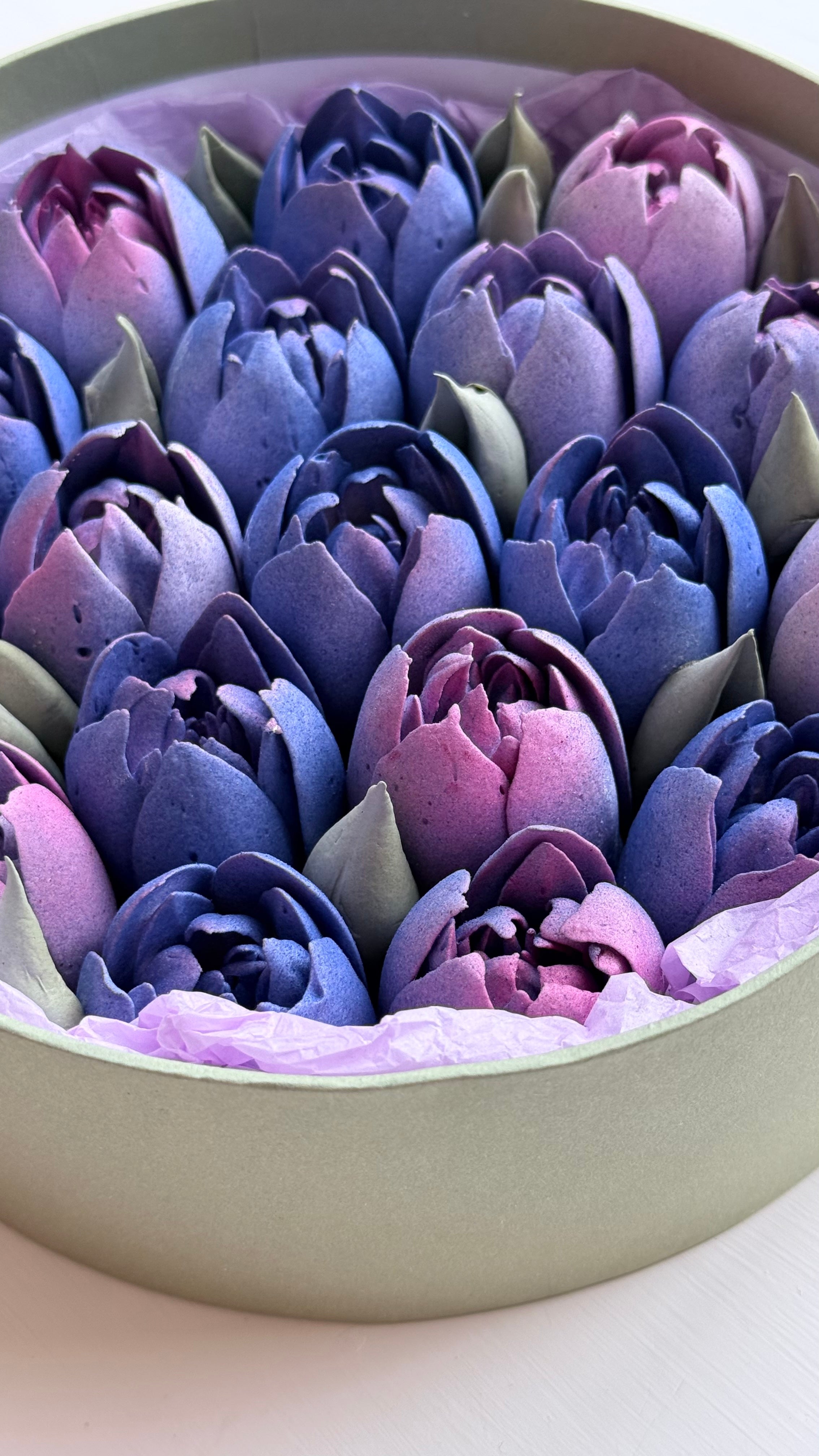 Marshmallow Tulip Box  Small