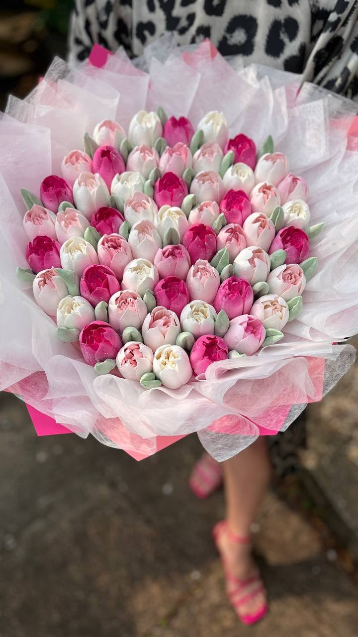 Marshmallow Tulip Bouquet Large