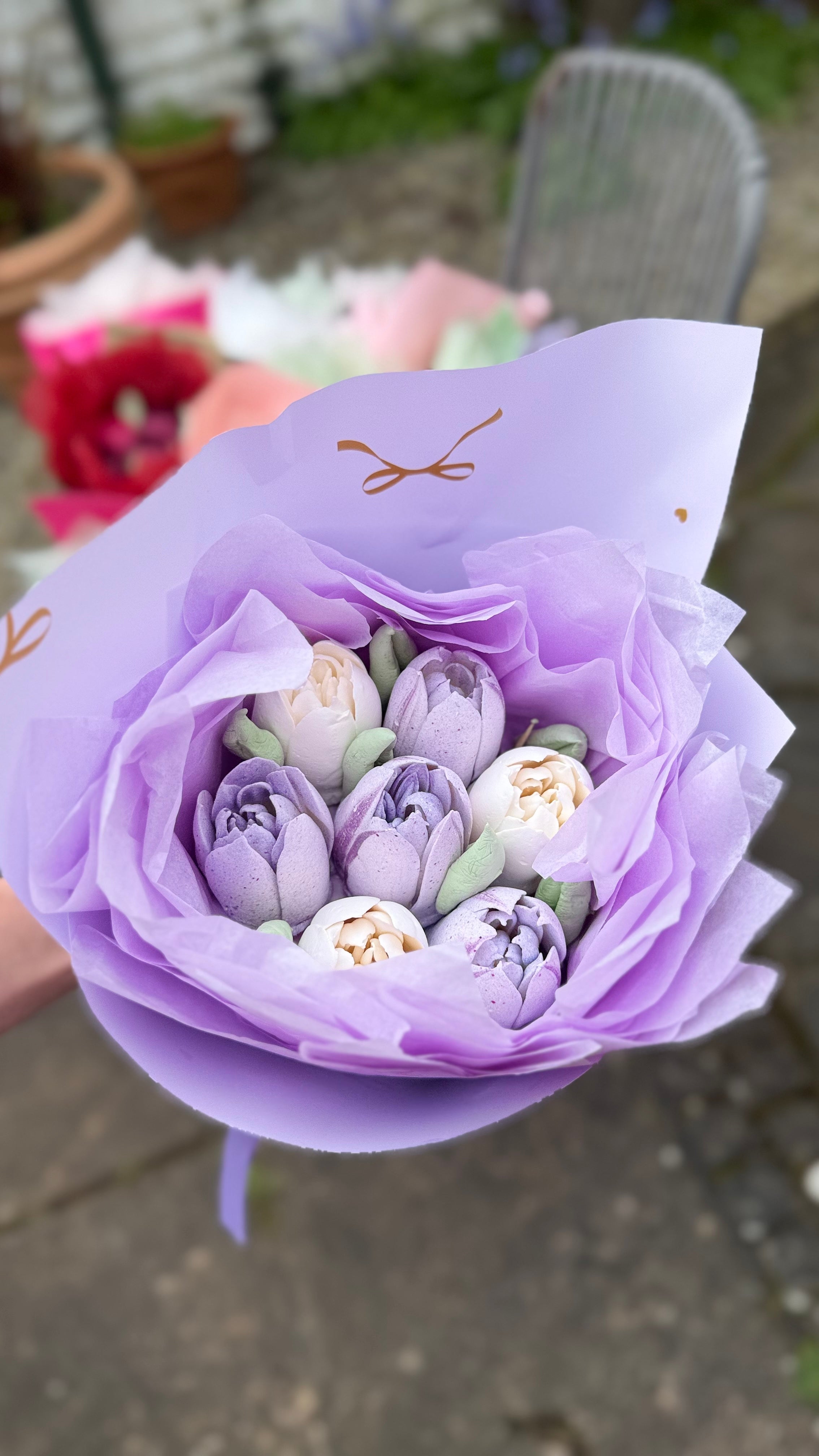 Marshmallow Tulip Bouquet Mini