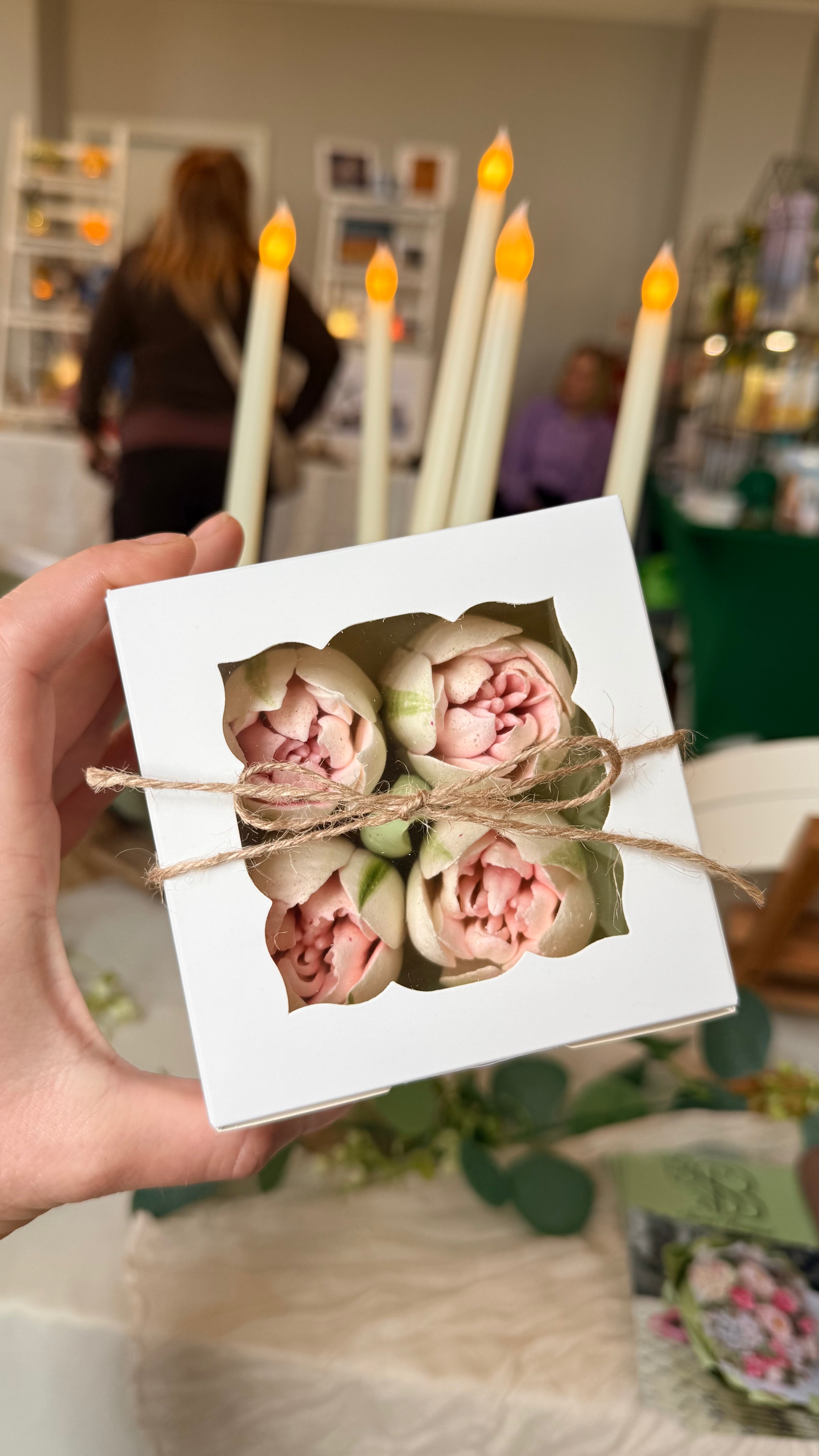 Marshmallow Tulip Box Mini