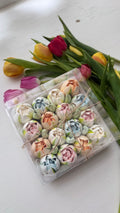 Marshmallow Tulip Box Medium (Square)