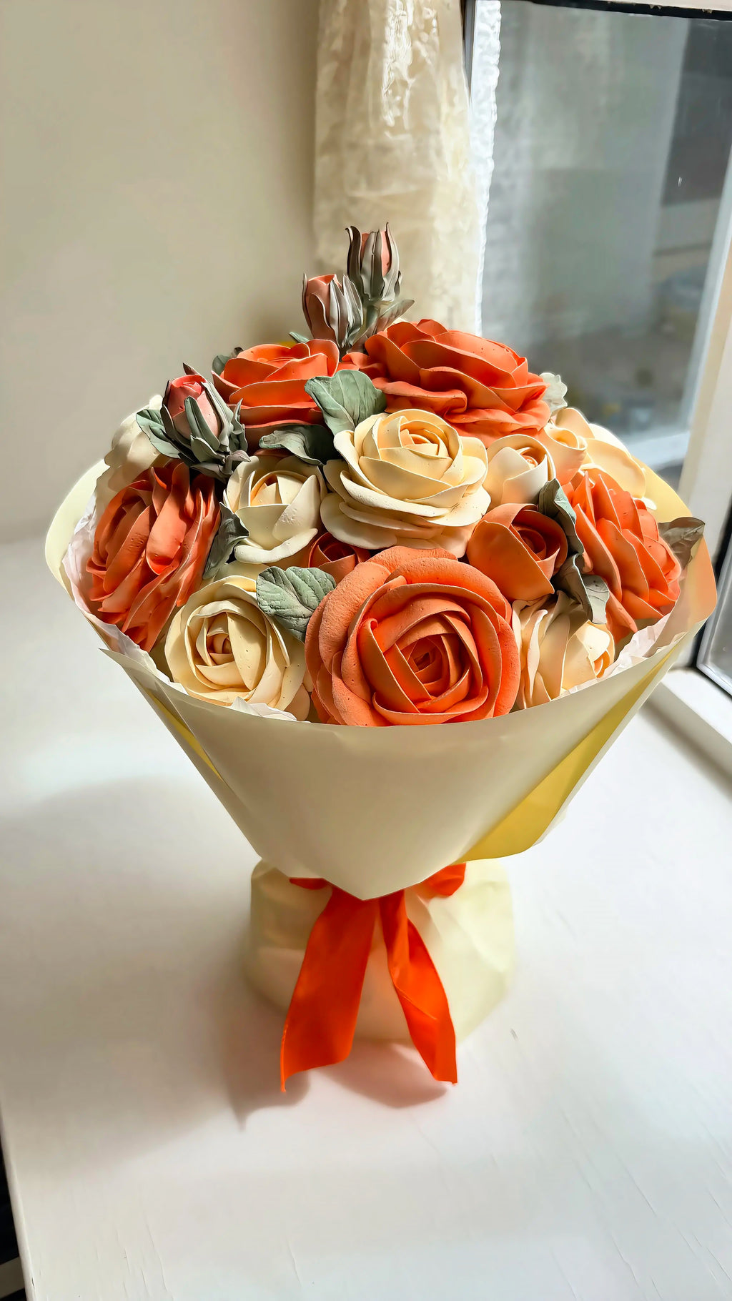 Marshmallow Rose Bouquet Small