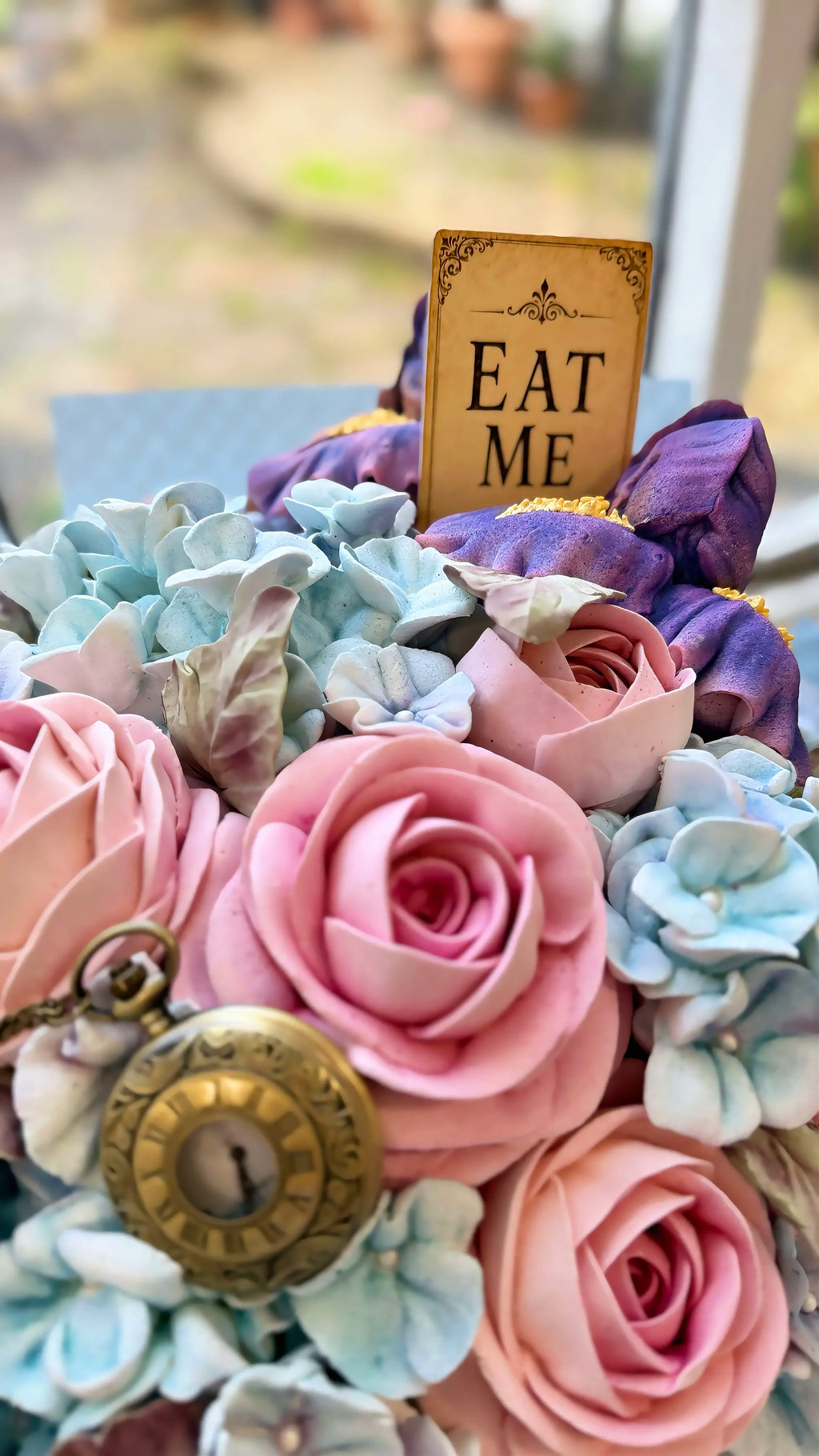 Alice in Wonderland Marshmallow Bouquet Medium