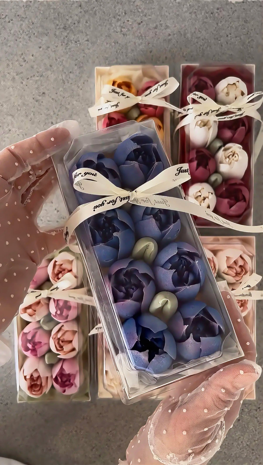 Marshmallow Tulip Box Small (Square)