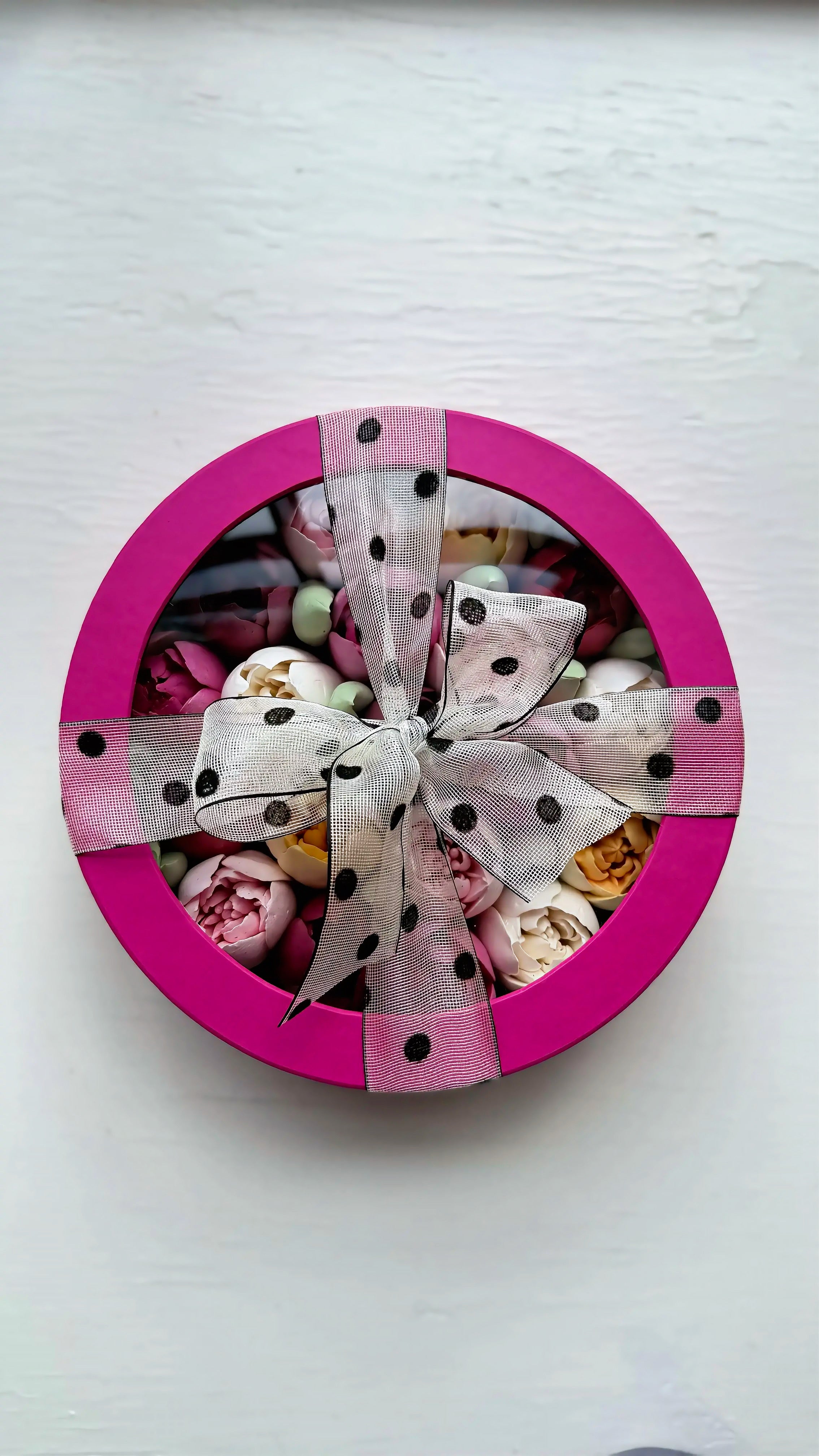 Marshmallow Tulip Box  Small