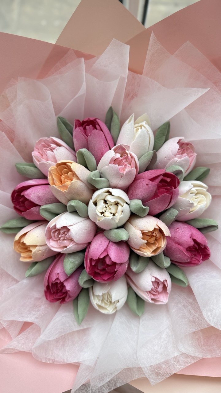Marshmallow Tulip Bouquet Small